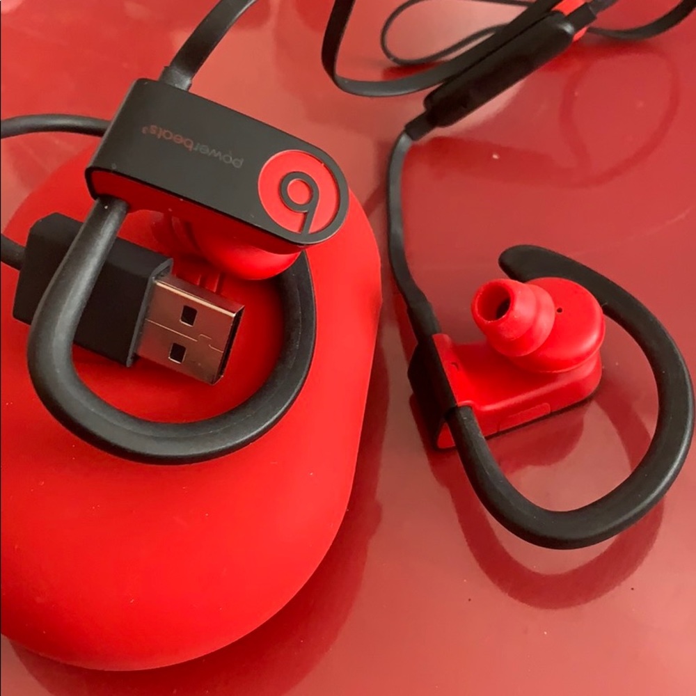 Power Beats by Dre